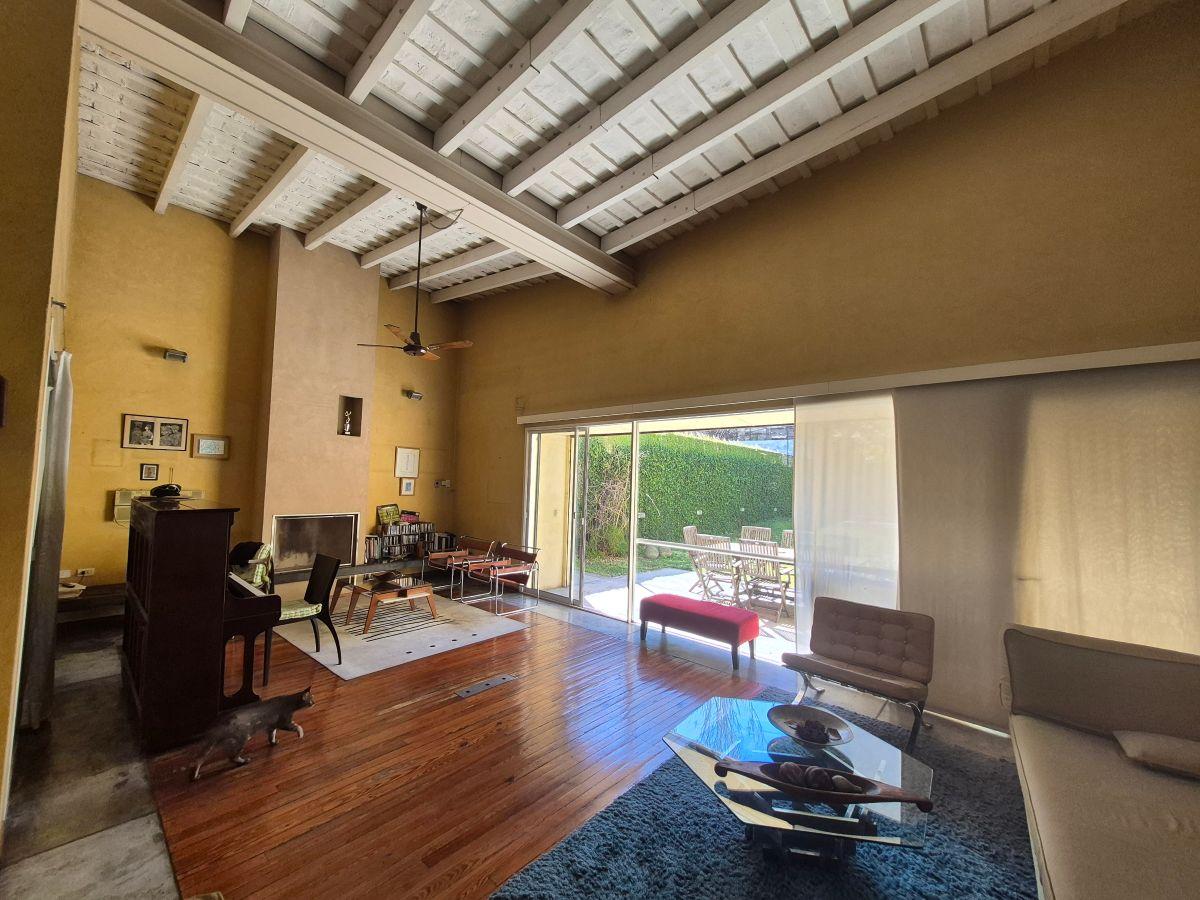 Foto de Increíble Casa en Increíble Ubicación! con Gran Jardín en Venta Palermo, imagen 1