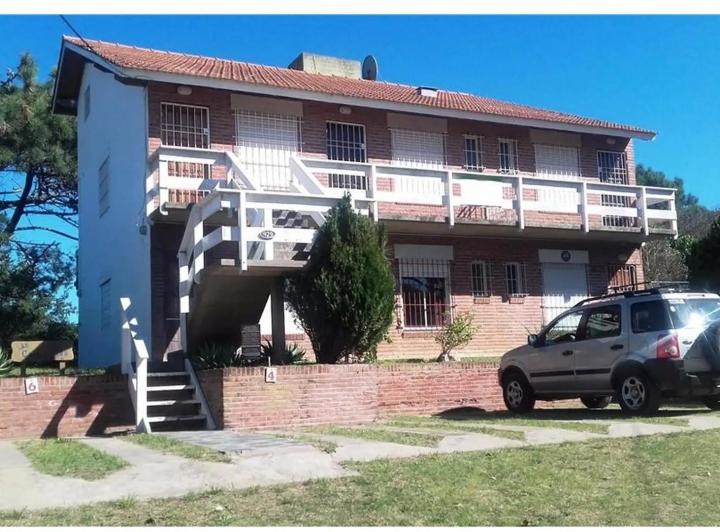 TEMPORADA VERANO 2026 CON COCHERA Y PARRILLA