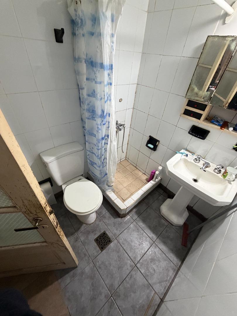 Foto de PH A REFACCIONAR SIN EXPENSAS SALEN 2 DEPARTAMENTOS, imagen 5