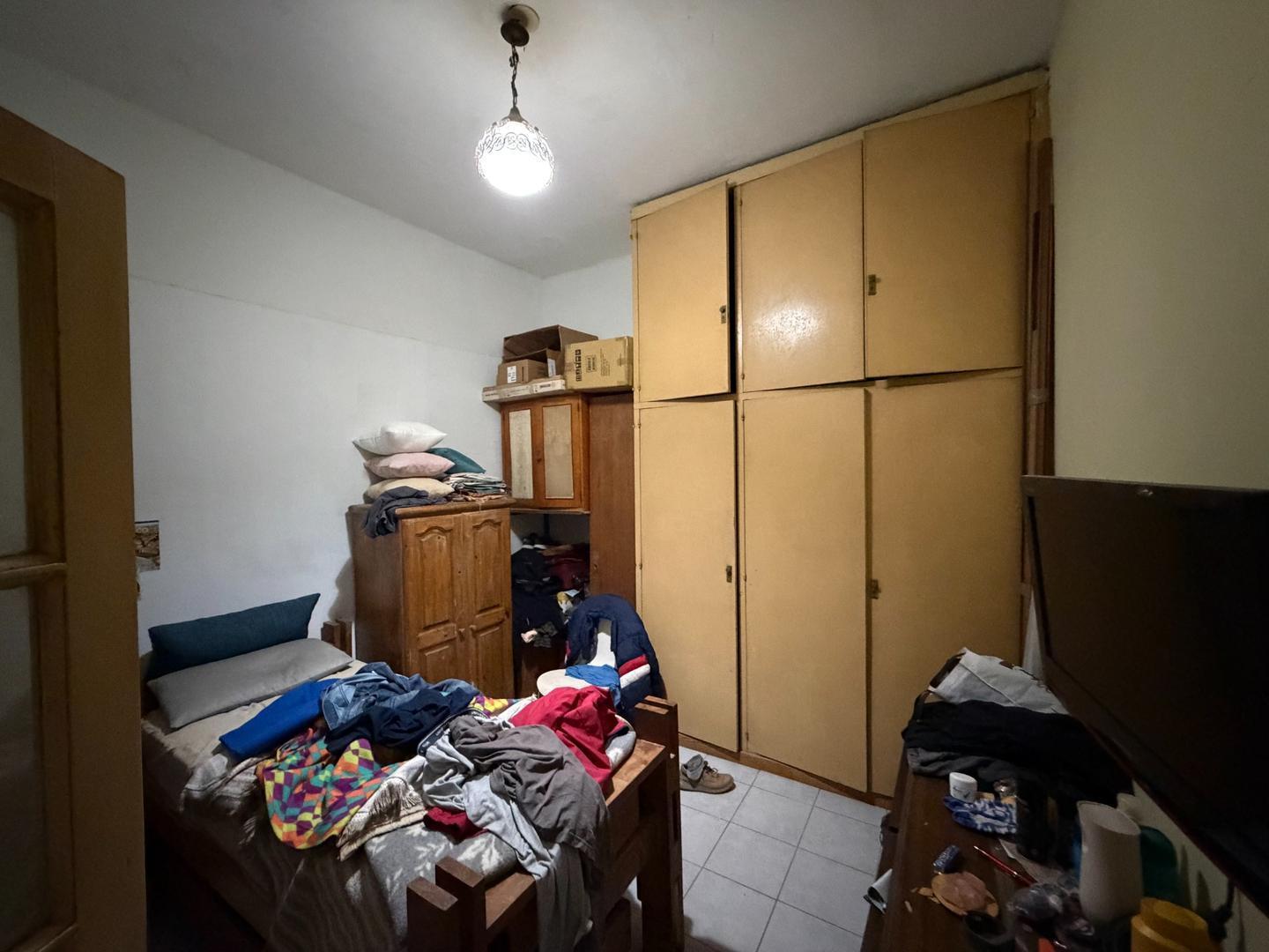 Foto de PH A REFACCIONAR SIN EXPENSAS SALEN 2 DEPARTAMENTOS, imagen 4
