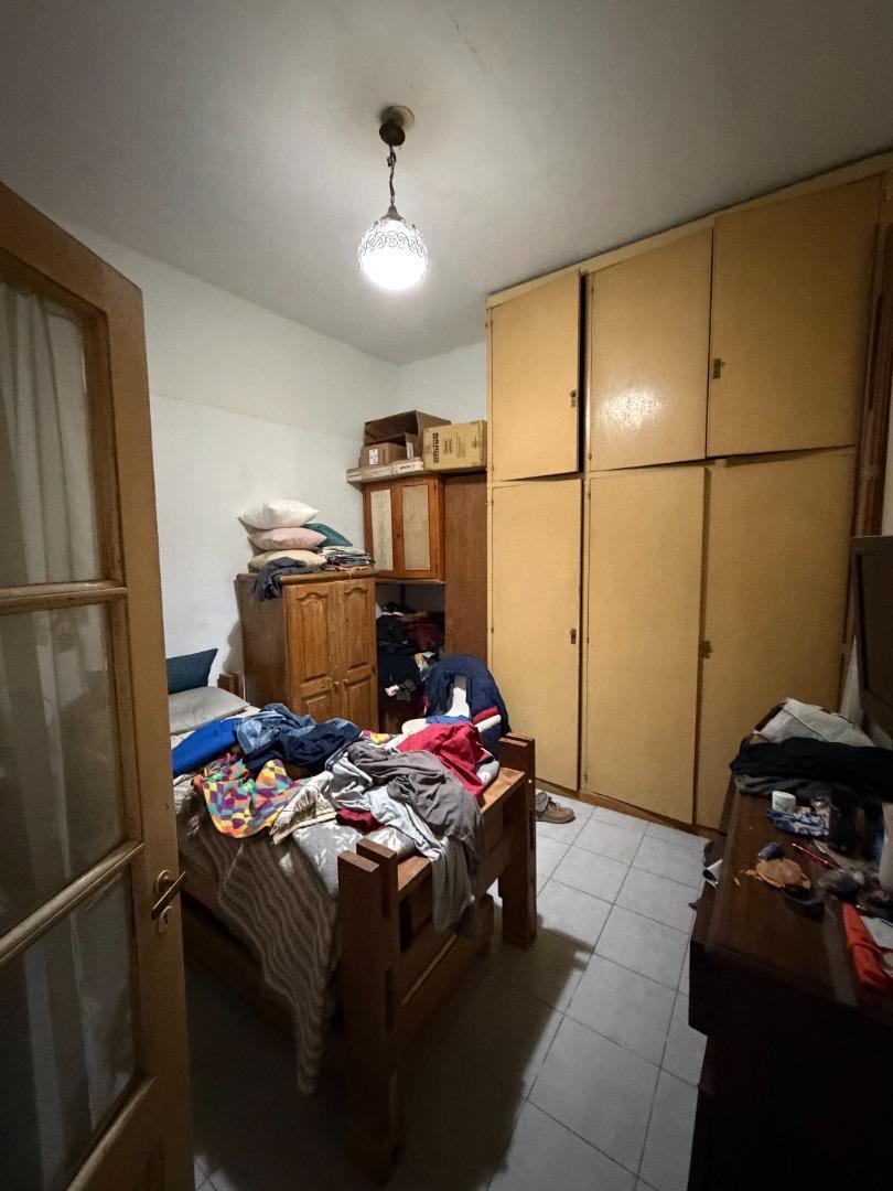 Foto de PH A REFACCIONAR SIN EXPENSAS SALEN 2 DEPARTAMENTOS, imagen 3