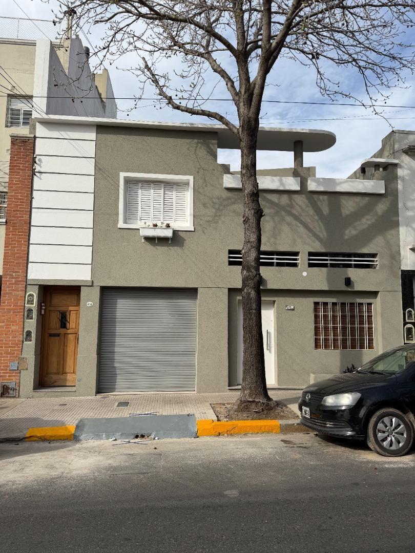 Foto de PH A REFACCIONAR SIN EXPENSAS SALEN 2 DEPARTAMENTOS, imagen 2