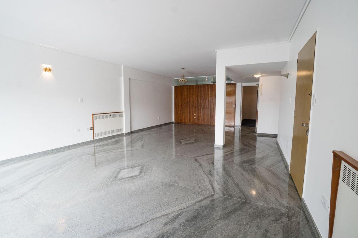 Venta Departamento 5 Amb C/cochera Balcon Terraza 2