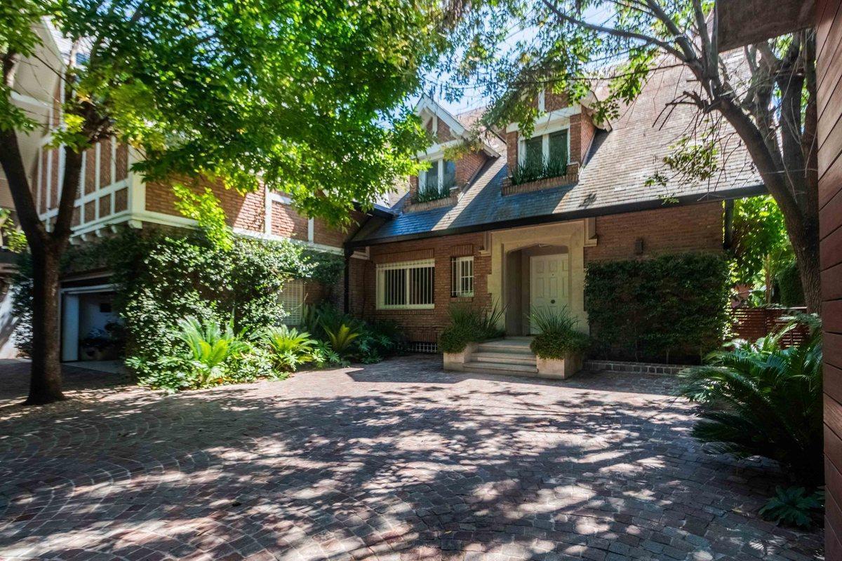 Venta Exclusiva Casa de 7 Amb en L de San Isidro 5