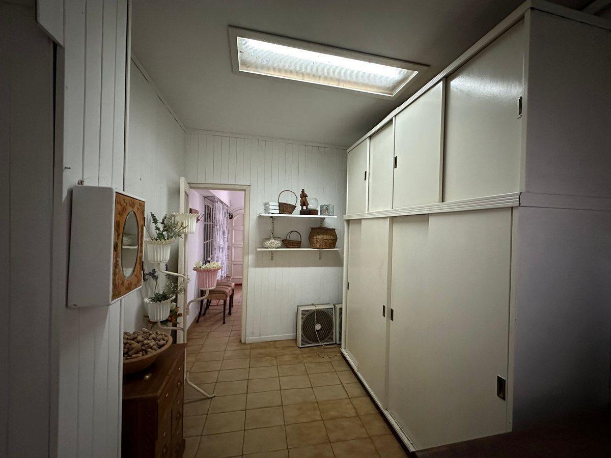 Venta Casa 7 Ambientes en Olivos con Cochera 2
