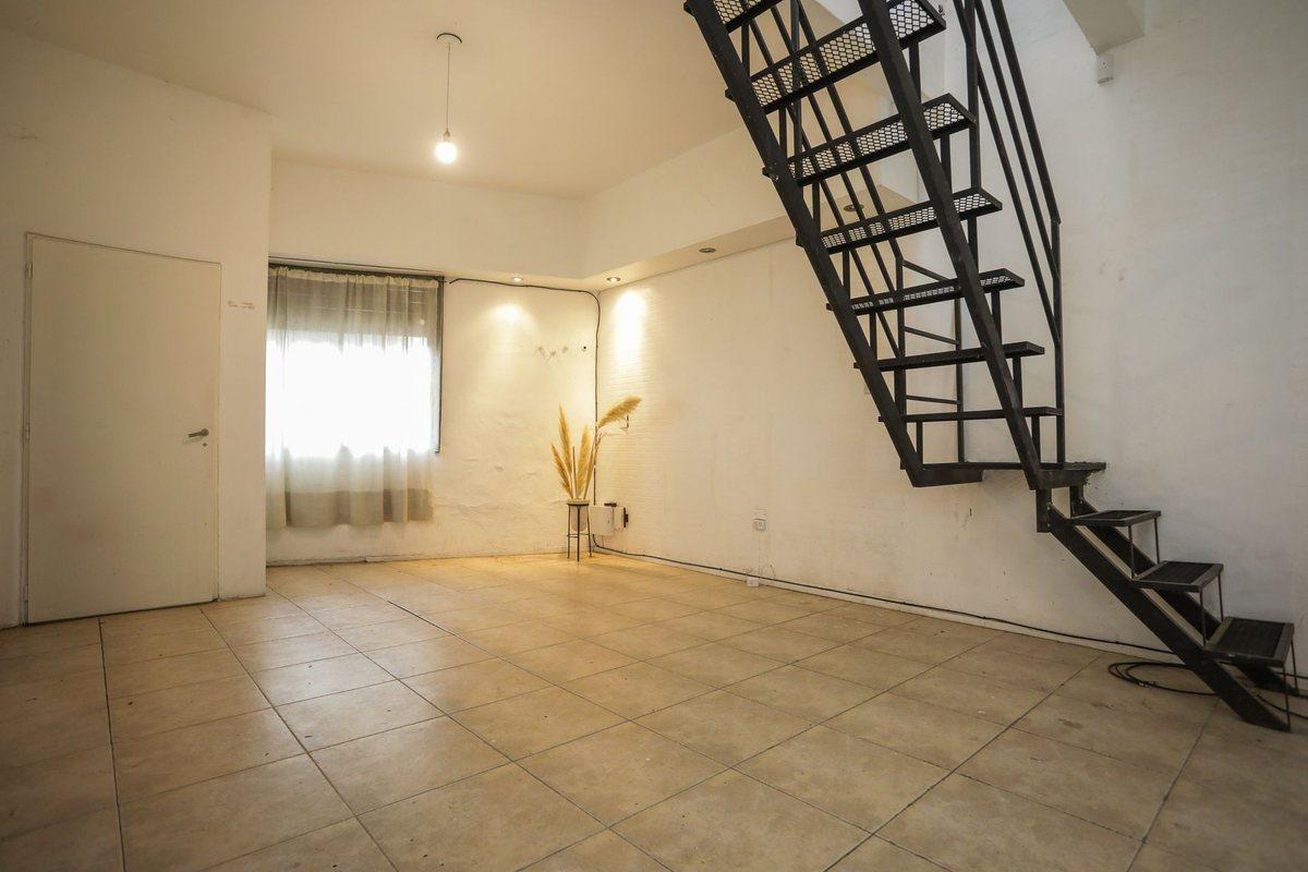 Casa en Venta 5 Ambientes con Terraza Cochera 2