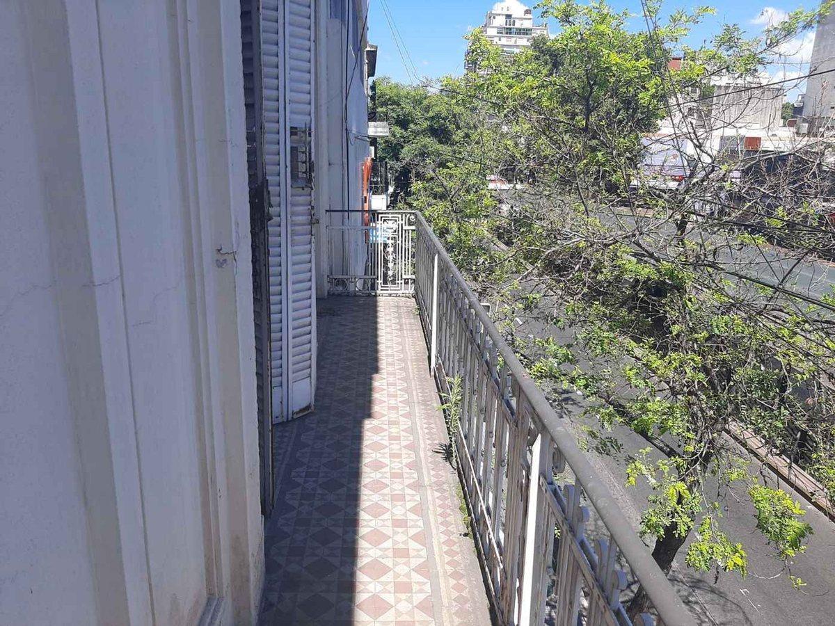 Venta PH Muy Amplio con Gran Terraza 5