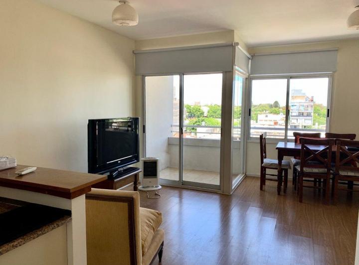 VENTA MONOAMBIENTE CON BALCON EN PARQUE CHAS 2
