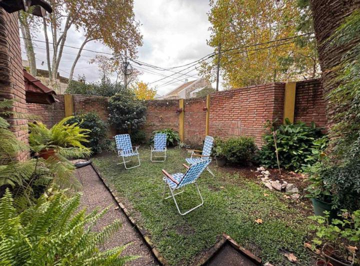 VENTA CASA 7 AMB CON JARDIN EN FLORIDA 3