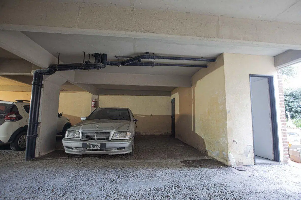 VENTA DE COCHERA EN PB EN EXCELENTE UBICACIÖN!! 4