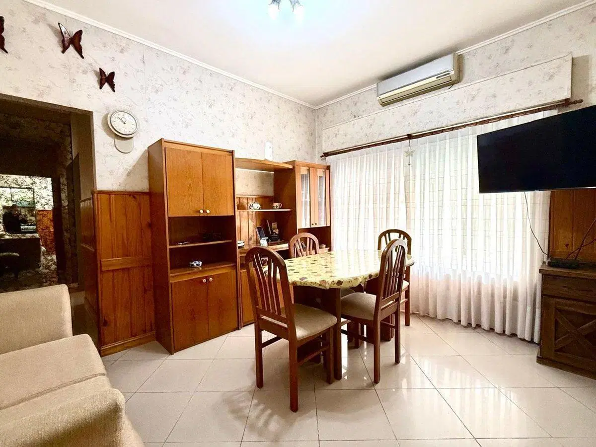 OPORTUNIDAD  DOS CASAS EN UN MISMO LOTE PALOMAR 2
