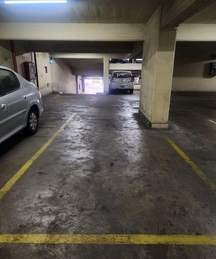 VENTA COCHERA CUB AV. CORDOBA AL 1500, TRIBUNALES 2
