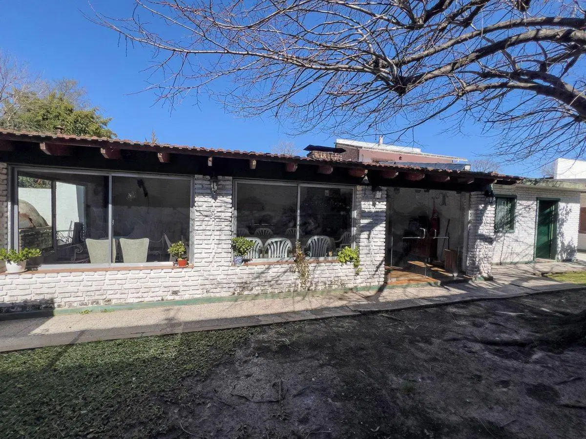 GRAN LOTE 10,50 x 76 mts. IDEAL CONSTRUCTOR 2
