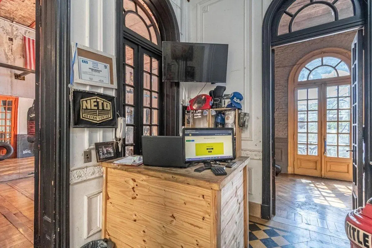 VENTA LOCAL COMERCIAL  AV. GAONA  CABALLITO 4