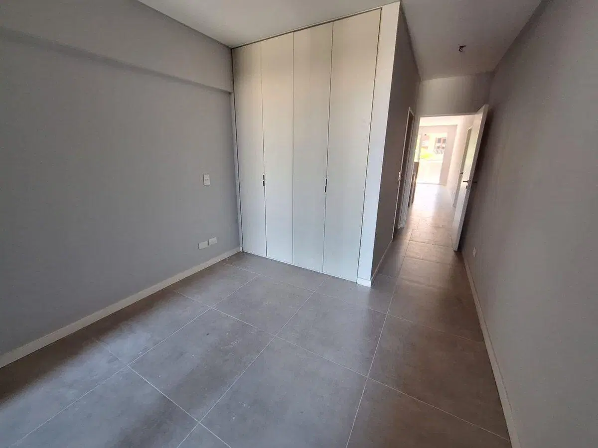 VENTA 2 AMB. EN CABALLITO AL FRENTE CON BALCON!!!! 3