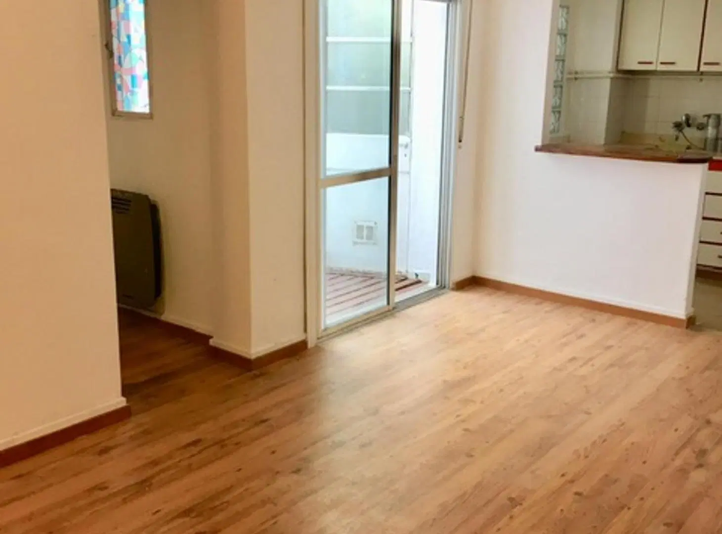 Venta depto 2 amb c/ patio PB bajas exp Olivos 3