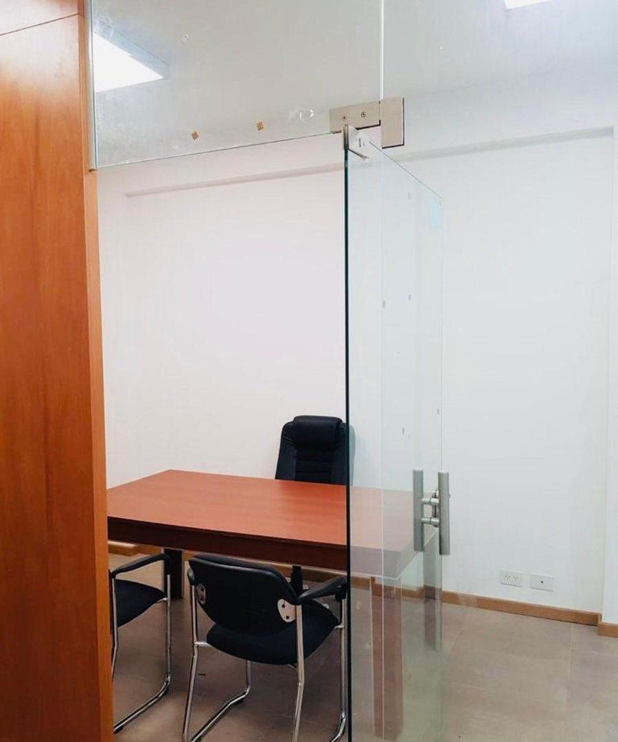 Foto de VENTA OFICINA SAN ISIDRO ZONA TRIBUNALES, imagen 2
