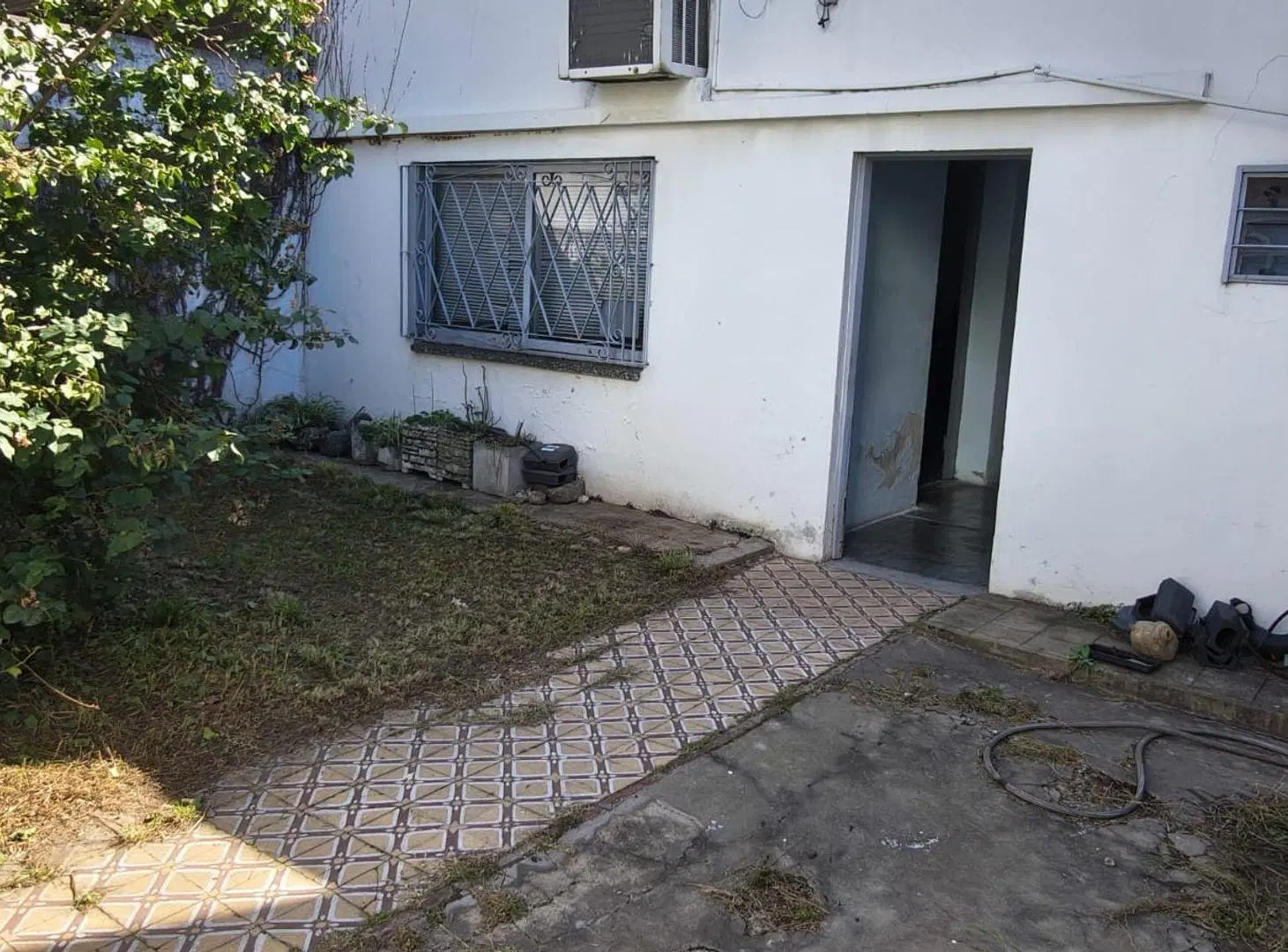 VENTA CASA A RECICLAR/DEPOSITO EN SAN MARTIN 5