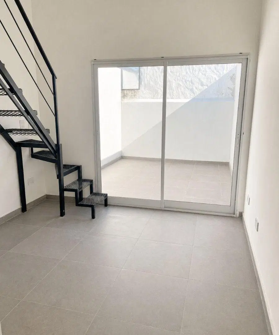 ALQUILER LOFT MODERNO LUMINOSO CON PATIO BALCON 3