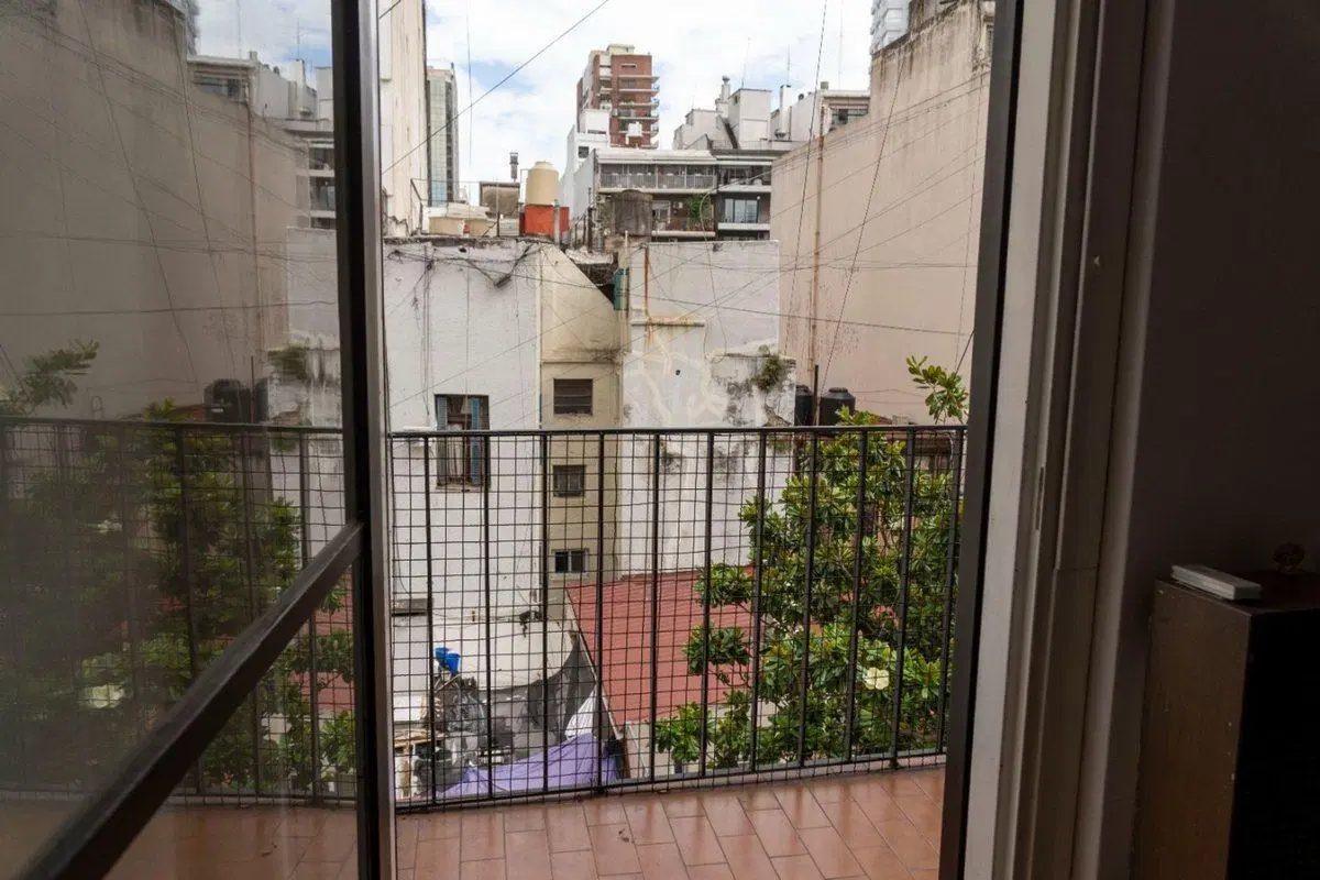 VENTA DEPTO 3 AMBIENTES CON BALCÓN EN PALERMO 5