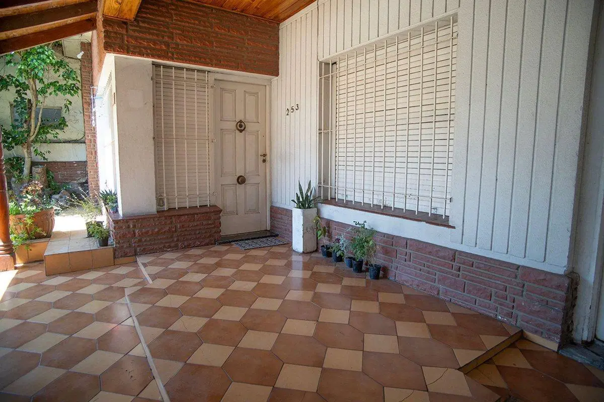 CASA 3 AMB (PATIO + TERRAZA) - MONTE GRANDE 2