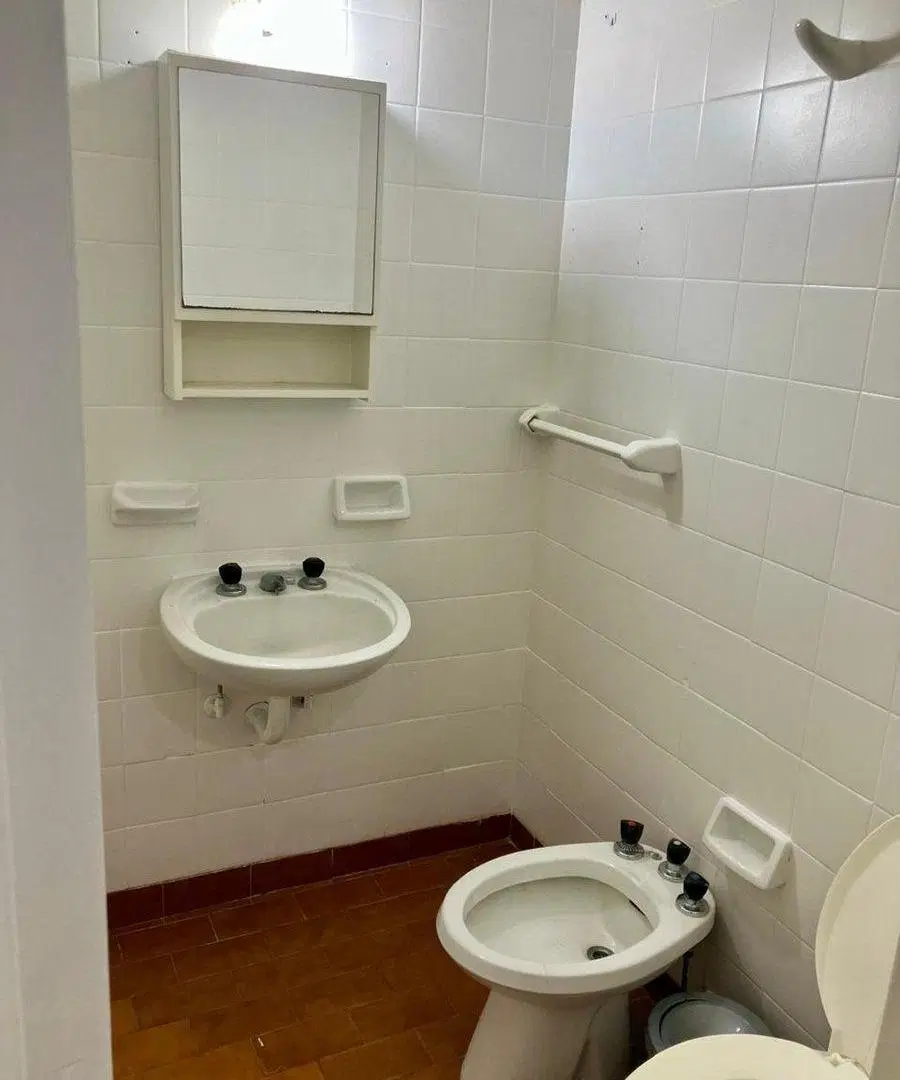 Alquiler ideal consultorio/oficina Zona Facult 3