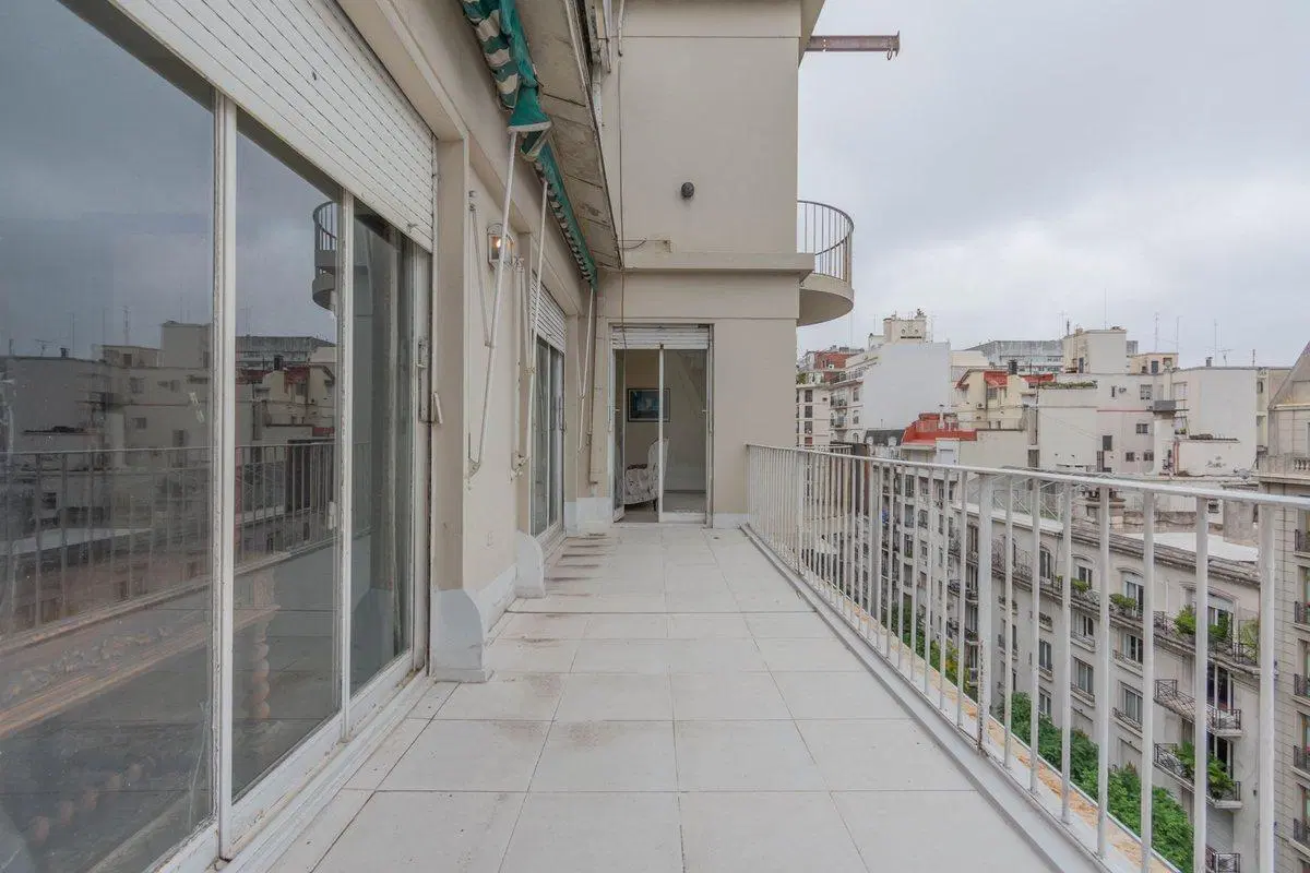 VENTA DEPTO DUPLEX 8 AMBIENTES RECOLETA A RECICLAR 5