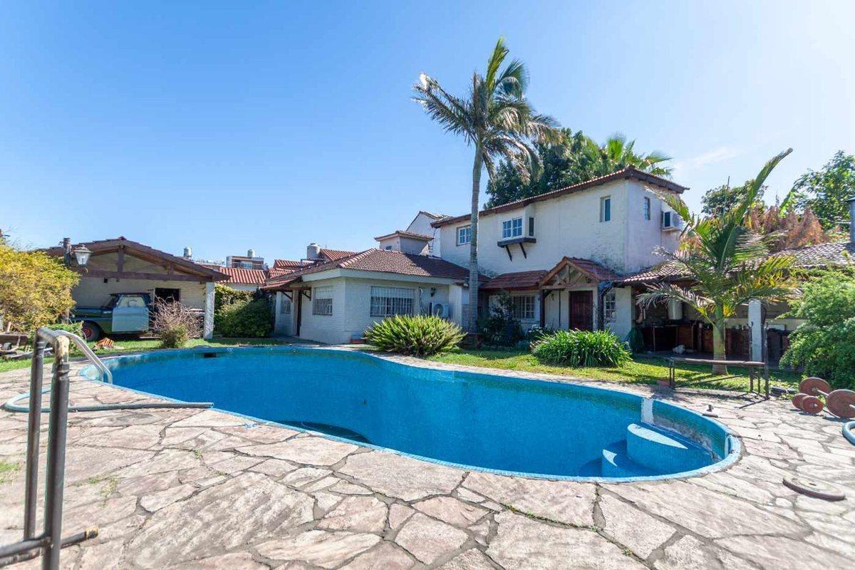 VENTA CASA 6 AMB PILETA QUINCHO GARAGE EL PALOMAR
