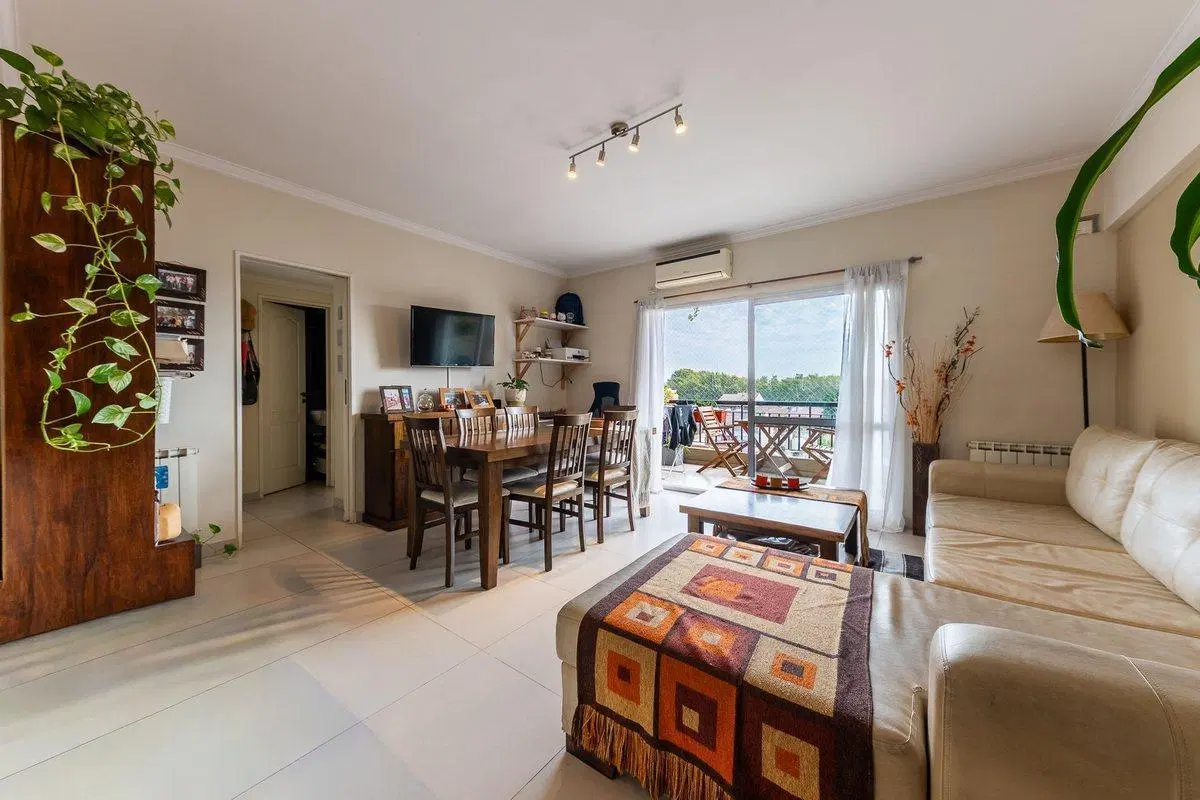 VENTA DEPARTAMENTO 3 AMBIENTES CON TERRAZA FLORIDA 4
