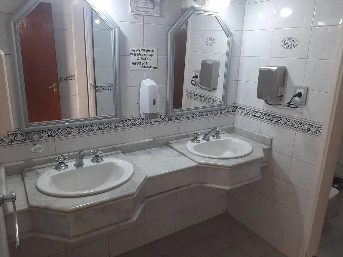 Venta oficinas muy amplias oportunidad 2