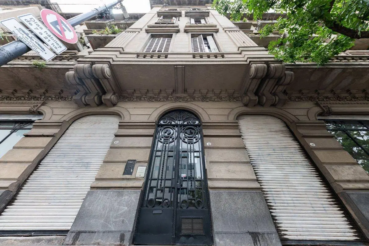 VENTA DEPARTAMENTO 6 AMBIENTES EN SAN TELMO. 3