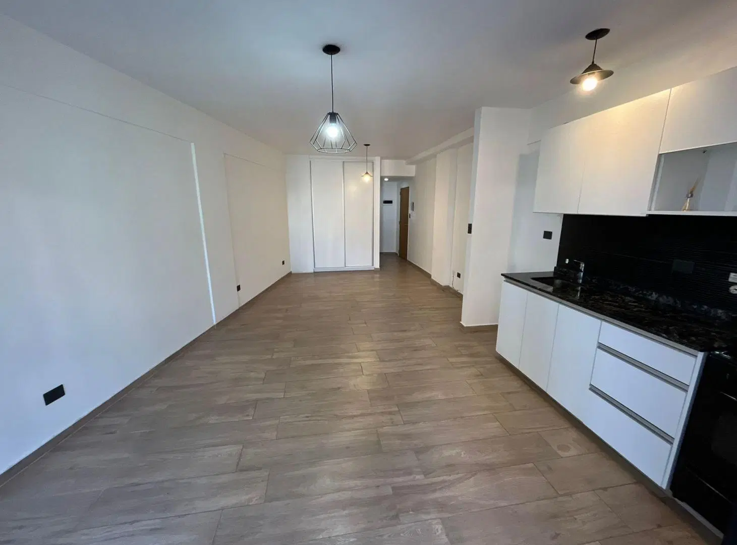 Alquiler monoambiente con balcon Caballito 3