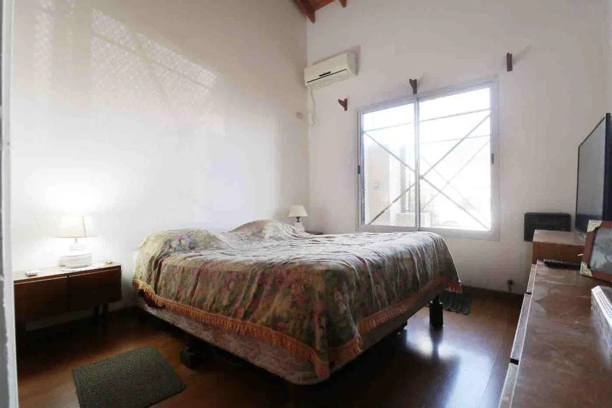 VENTA CASA PH 3 AMBIENTES JARDIN COCHERA ITUZAINGO 2