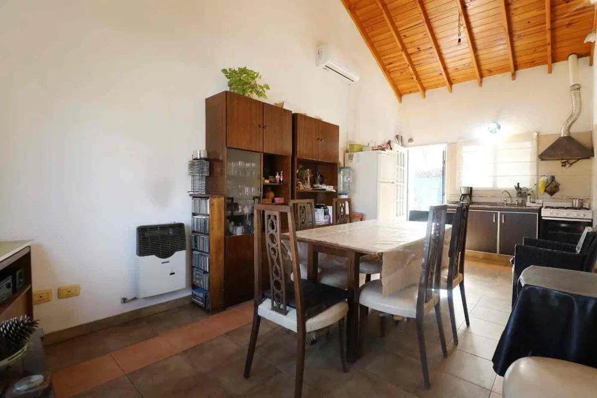 VENTA CASA PH 3 AMBIENTES JARDIN COCHERA ITUZAINGO 3