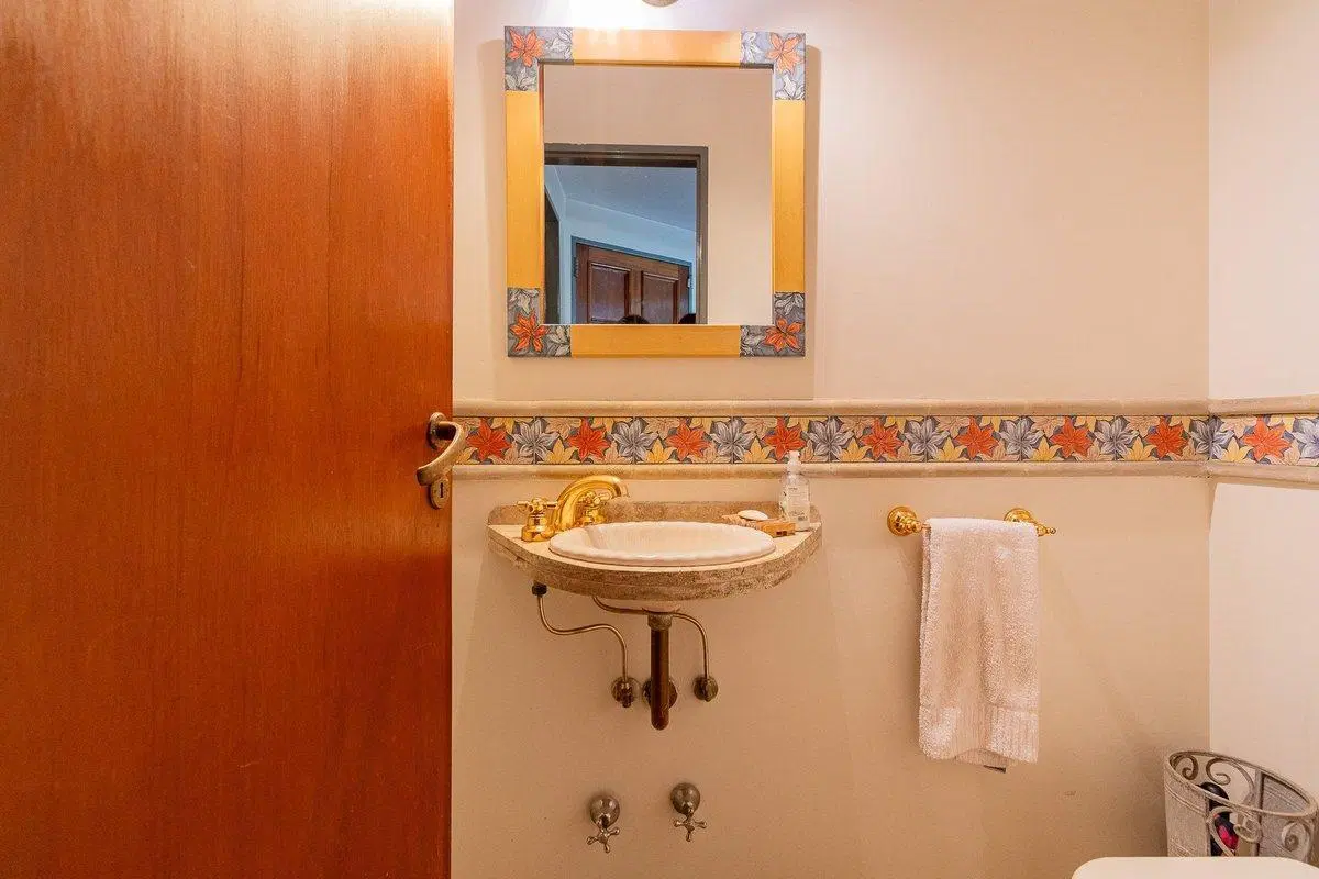 Venta PH tipo casa 5 amb con patio Villa Ortuzar 3