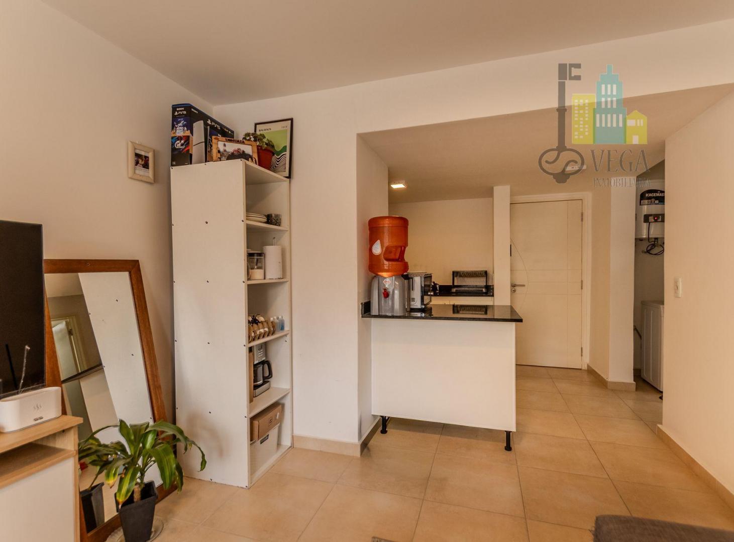 Foto de DEPARTAMENTO 2 AMBIENTES EN VENTA EN MORENO, BUENO, imagen 1