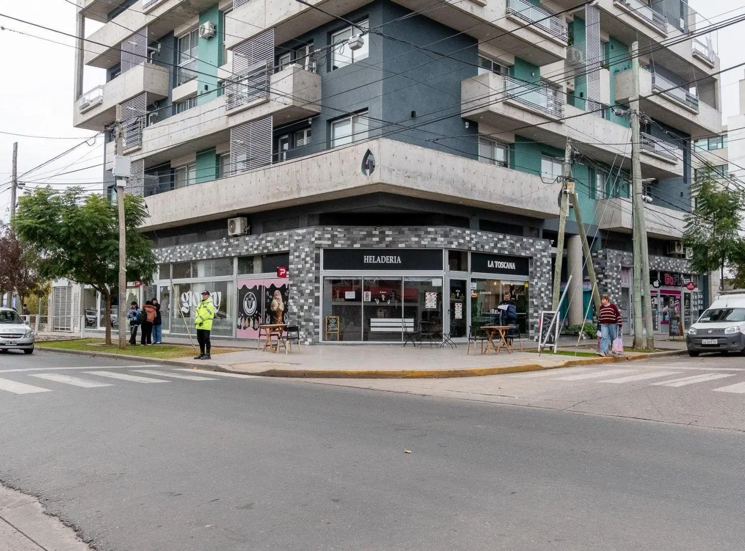 Venta local comercial en Escobar 5
