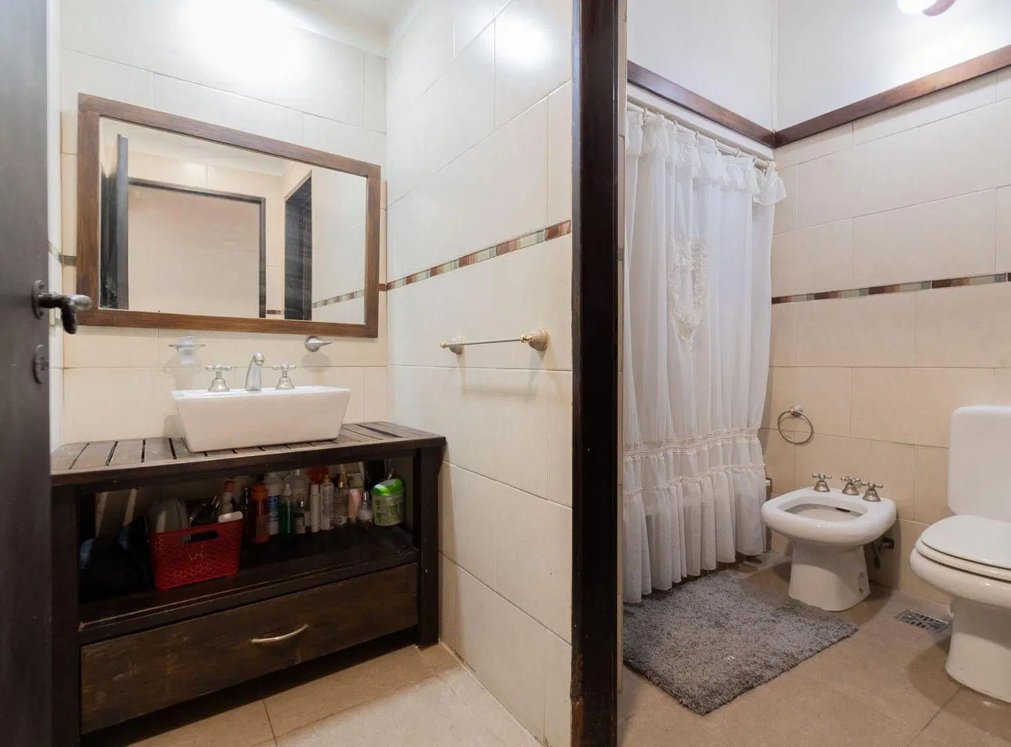 Venta Casa 5 amb V. Urquiza jardin pileta cochera 3