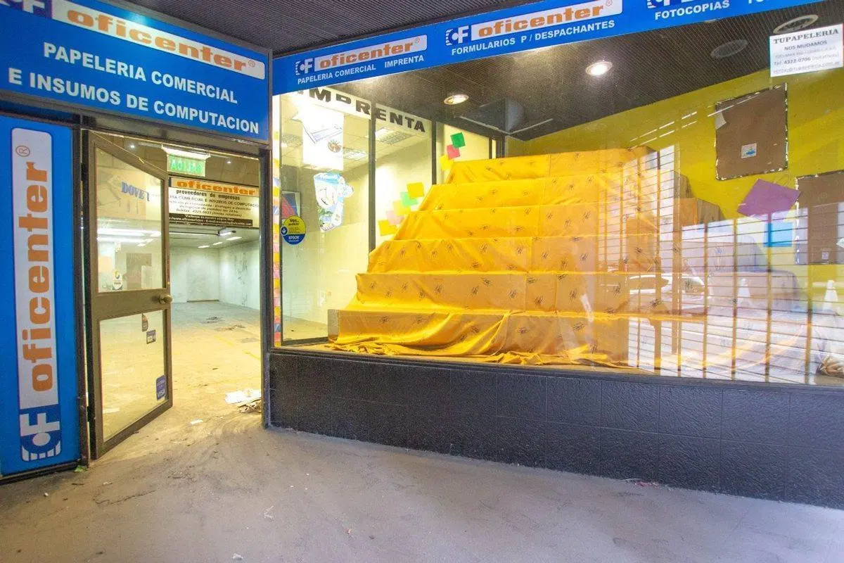 Local Comercial ¡Super Amplio! En "MICROCENTRO" 5