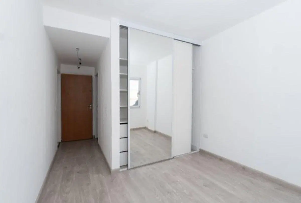 VENTA 2 AMBIENTES LUMINOSO 9 PISO EN VILLA CRESPO 8