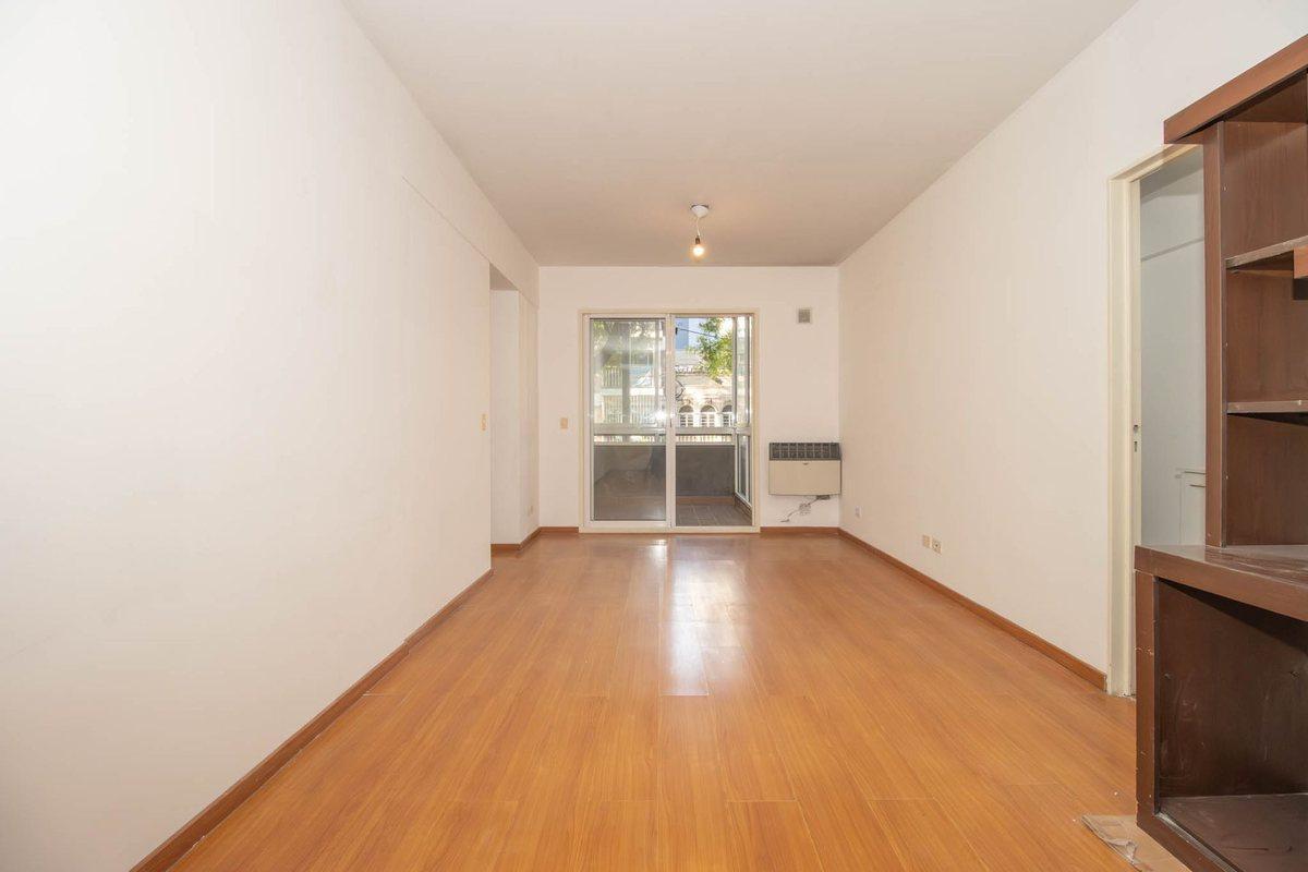 Foto de VENTA DEPARTAMENTO 4 AMBIENTES C/COCHERA CABA, imagen 3