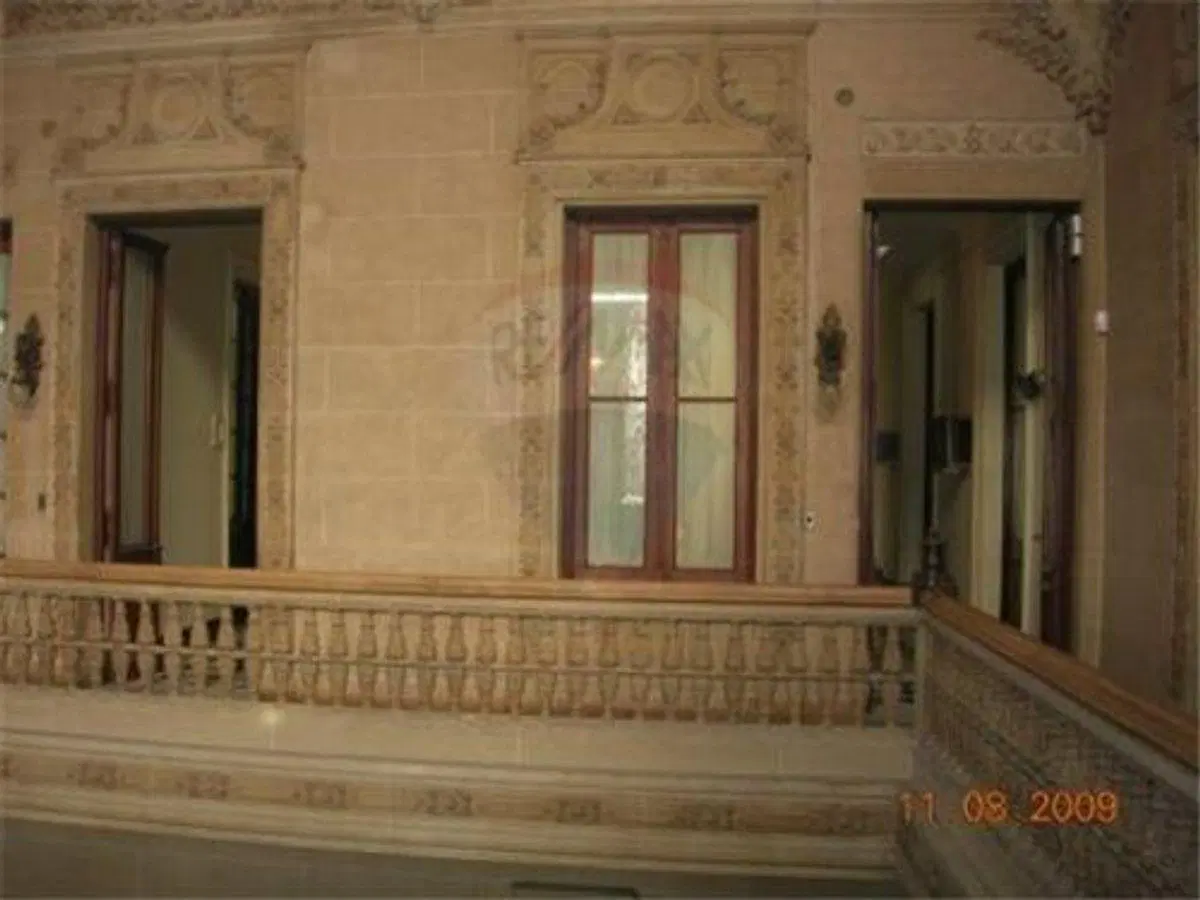 AV.BELGRANO 2800,VENTA CASA  DE GRAN VALOR ARQ!!!! 2