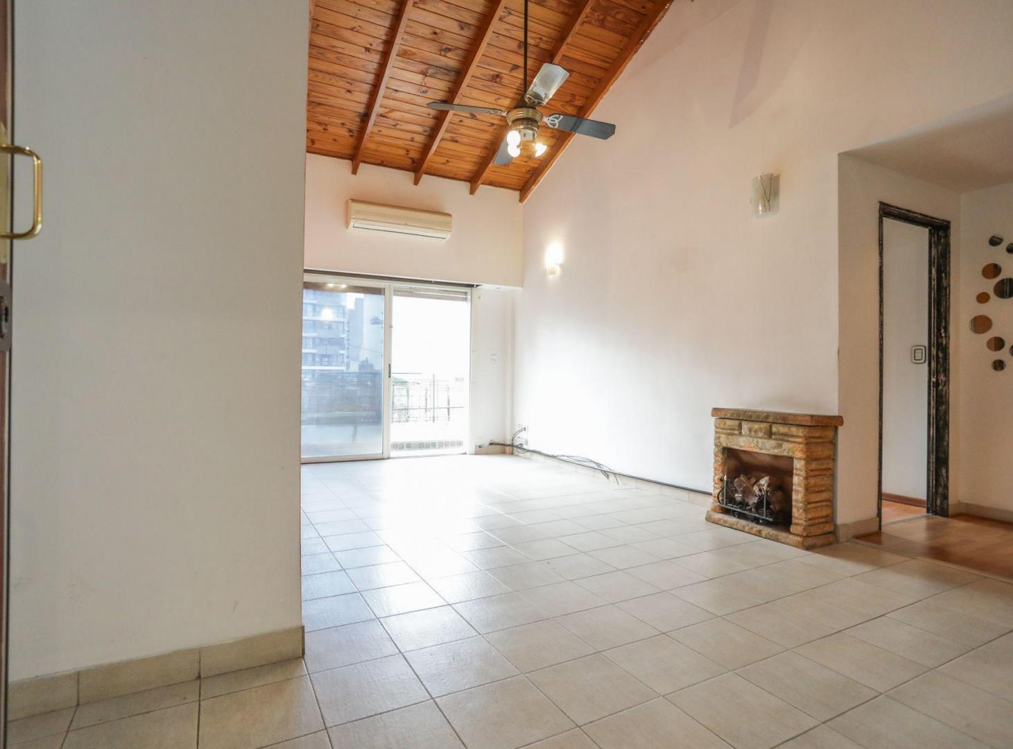 Foto de VENTA DEPARTAMENTO 2 AMBIENTES, BALCON, VILLA LURO, imagen 1