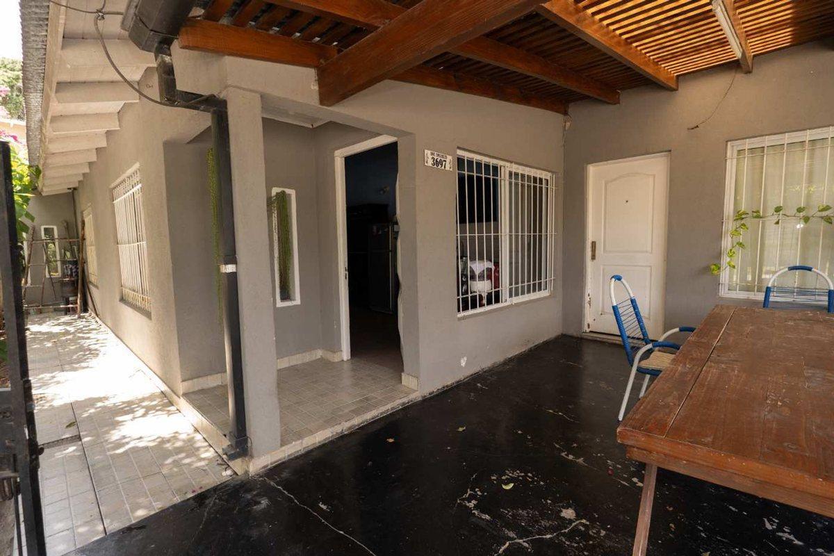 Foto de VENTA CASA MULTIFAMILIAR EN DEL VISO, imagen 1