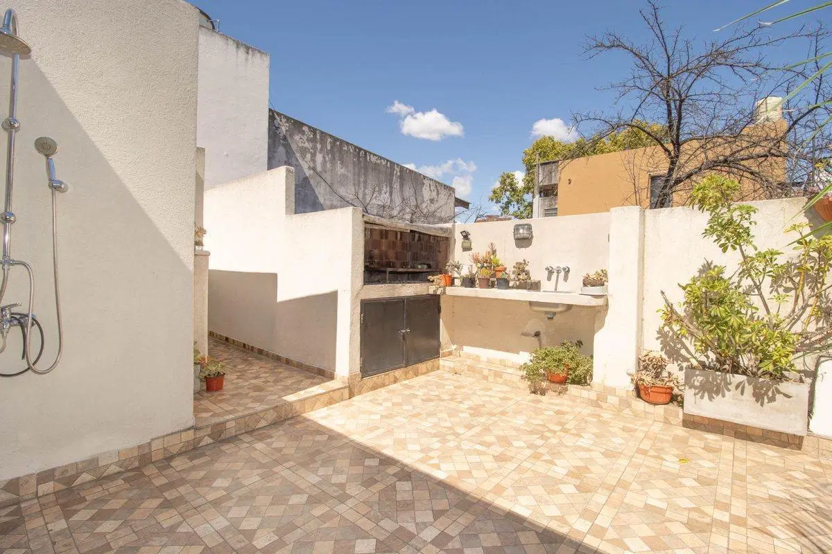 VENTA-PH 3 ambientes con quincho, terraza+parrilla 8