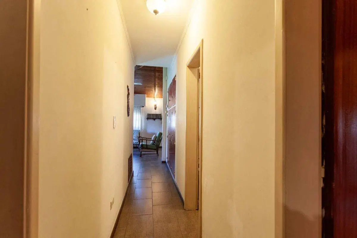 VENTA Casa 6 Amb. Con Piscina y Quincho en PALOMAR 2