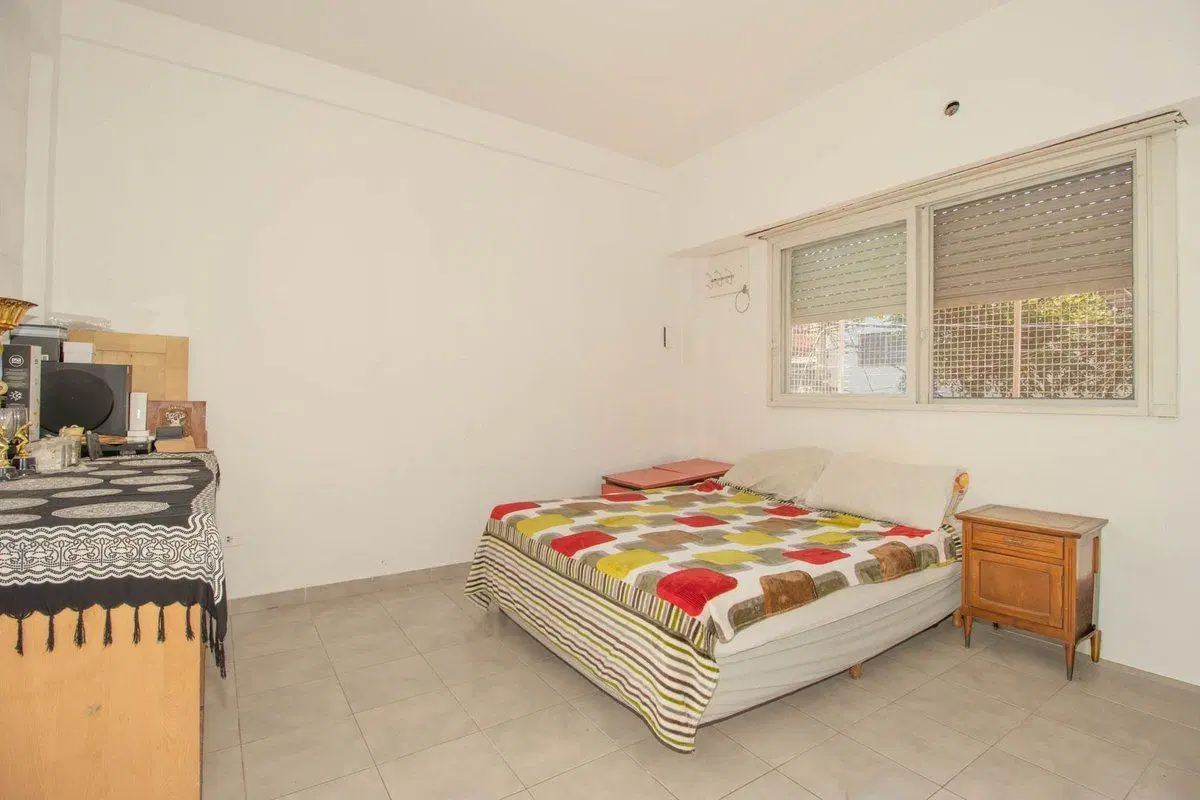 VENTA DEPTO 3 AMB VTE. LOPEZ, BALCÓN Y LAVADERO 2