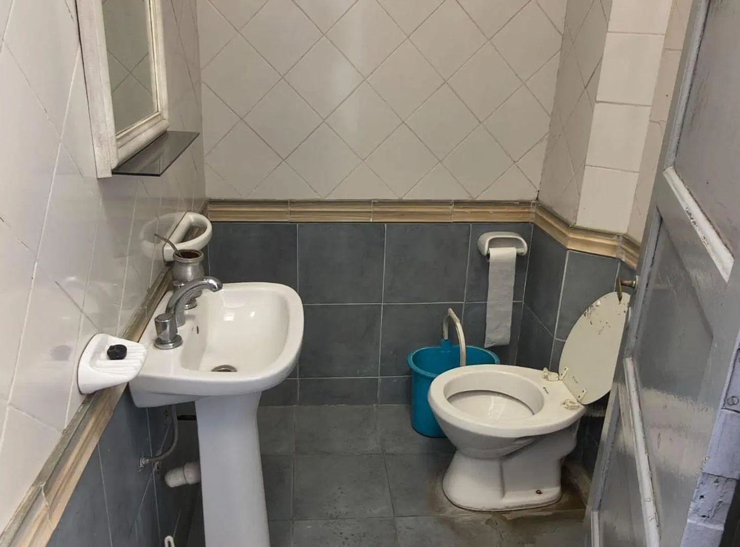 DEPOSITO CON OFICINAS/TIPO VIVIENDA SAN MARTIN 4