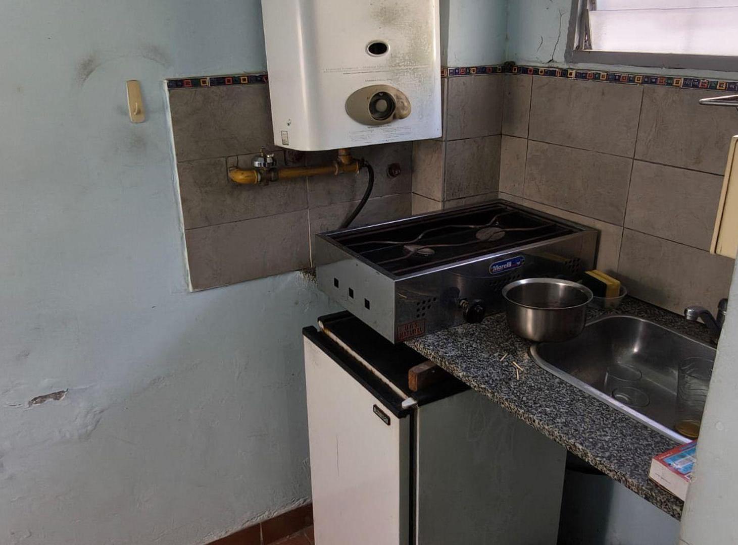 Foto de DEPOSITO CON OFICINAS/TIPO VIVIENDA SAN MARTIN, imagen 5
