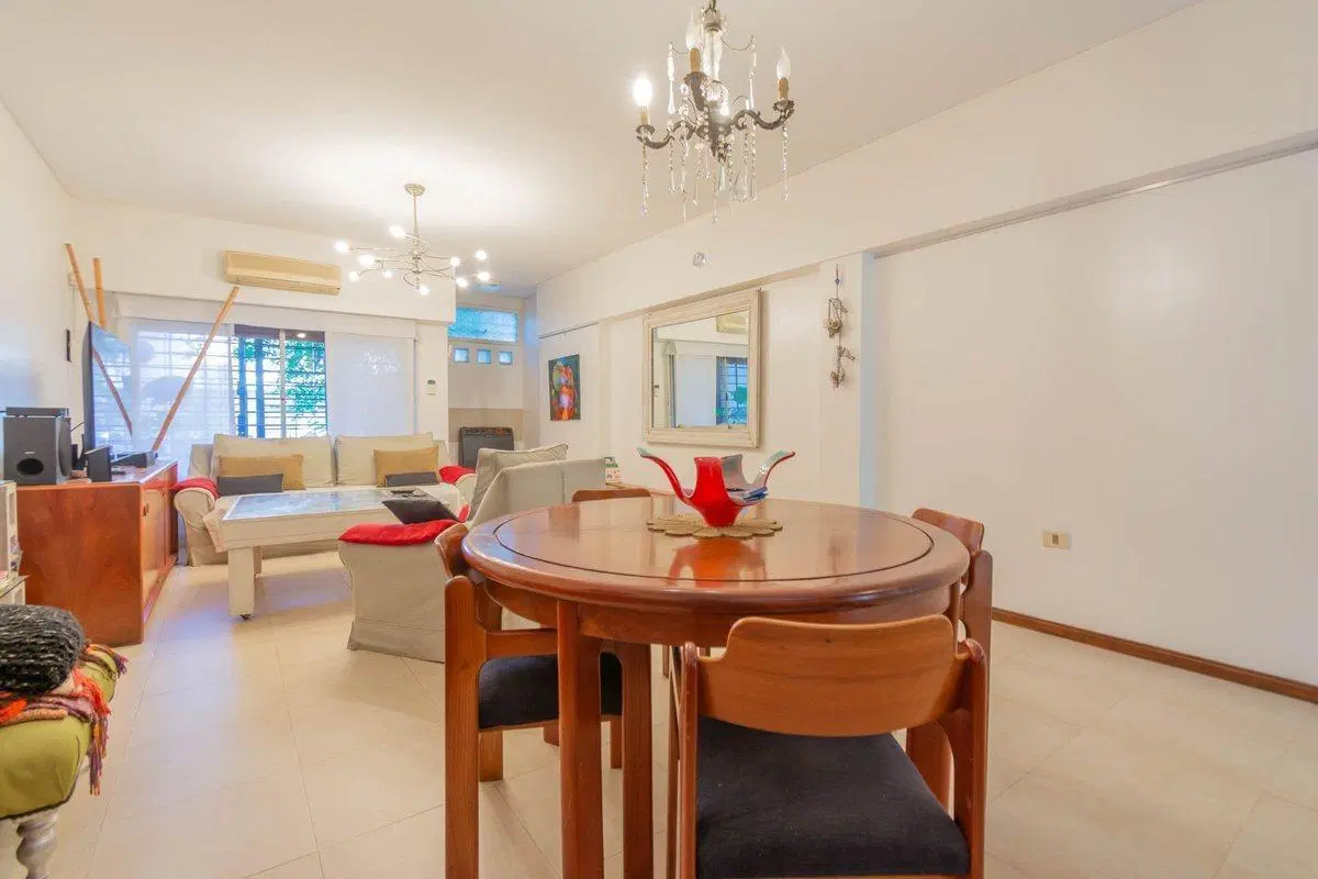 Casa 5 ambientes. Cochera. Patio. Villa Urquiza 5